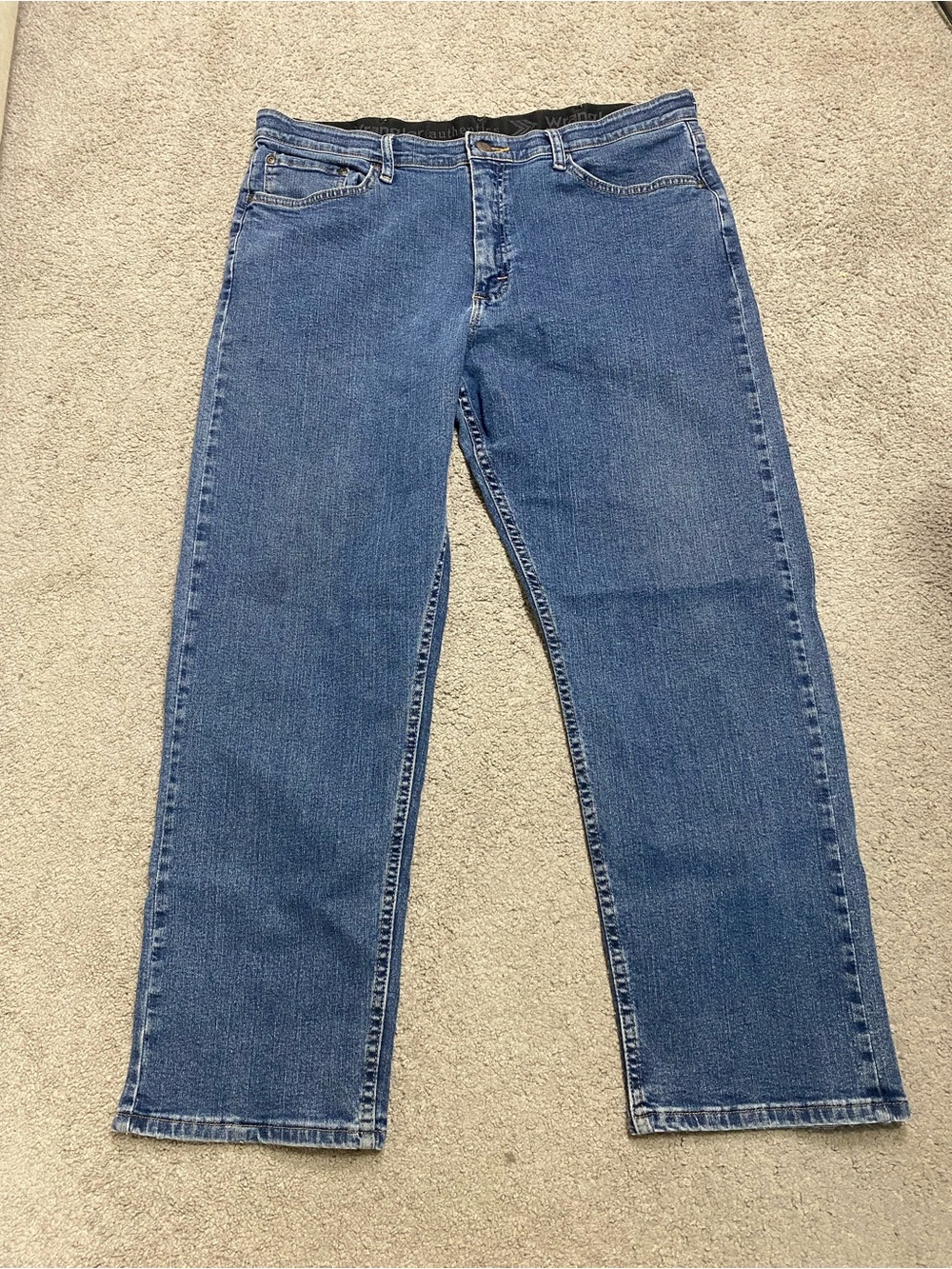 Wrangler Men's Straight Jeans in Blue Denim 36x29 Comfort Flex Waist